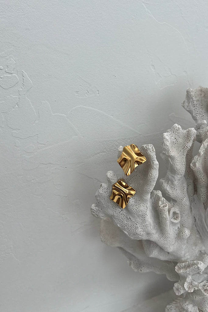 Small Scrunched Stud Earrings